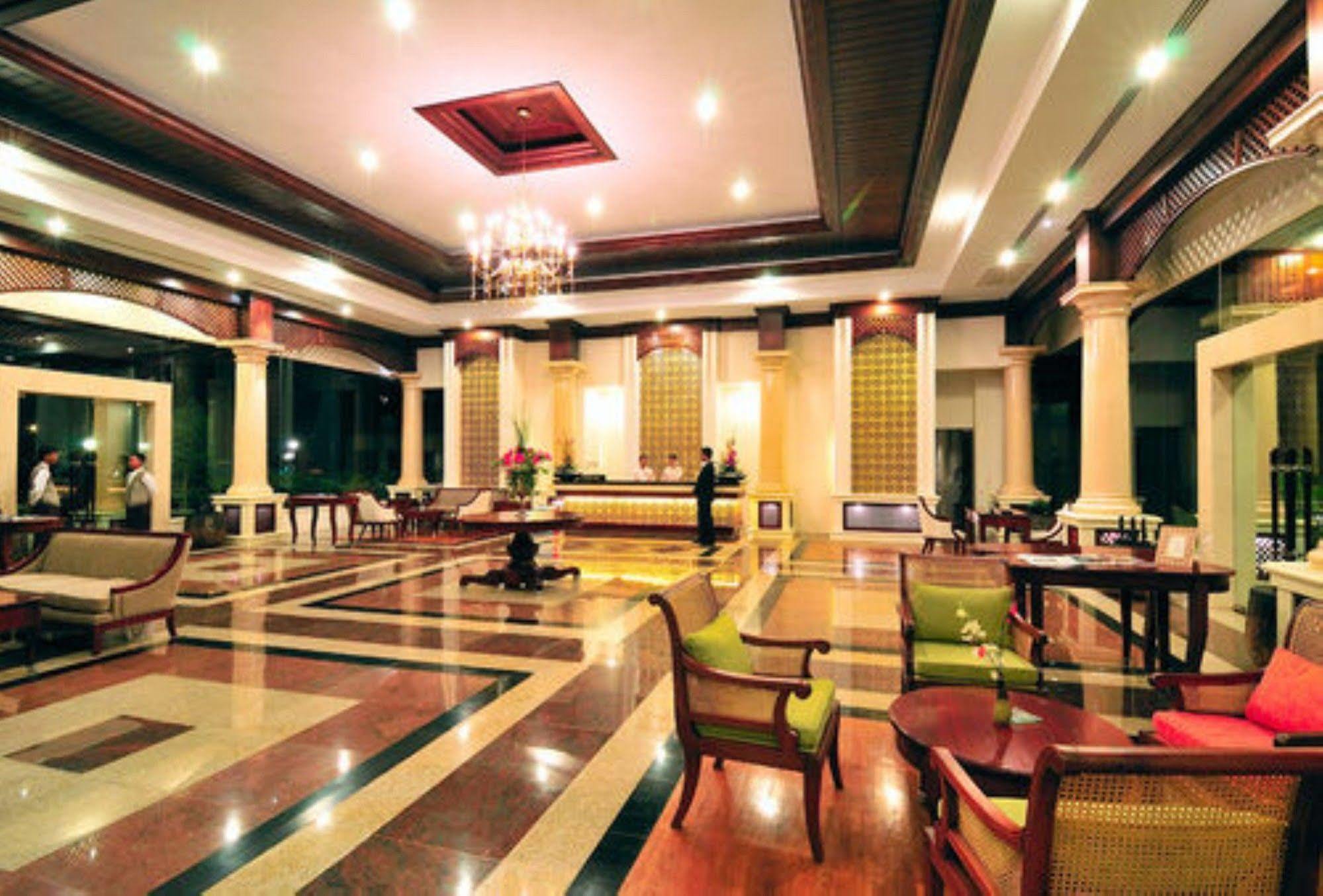The Hotel Amara Nay Pyi Taw Naypyidaw Dış mekan fotoğraf