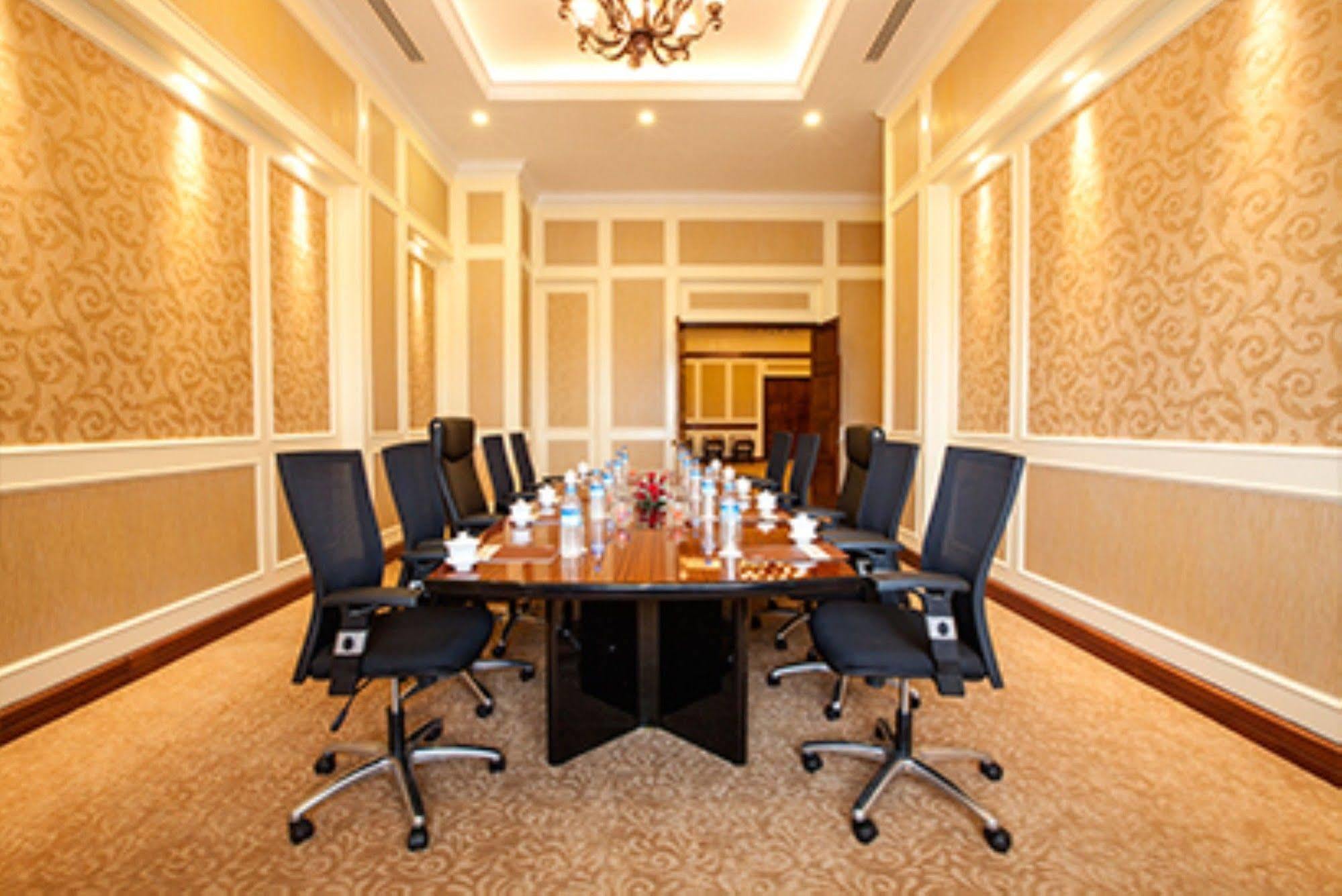 The Hotel Amara Nay Pyi Taw Naypyidaw Dış mekan fotoğraf